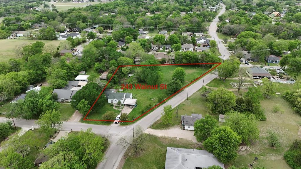 243 Walnut Street, Wilmer