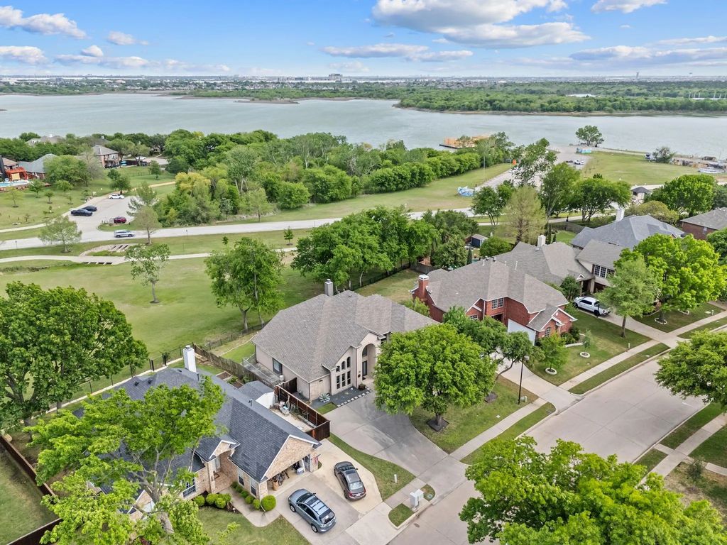 3645 Cottonwood Springs Drive, The Colony
