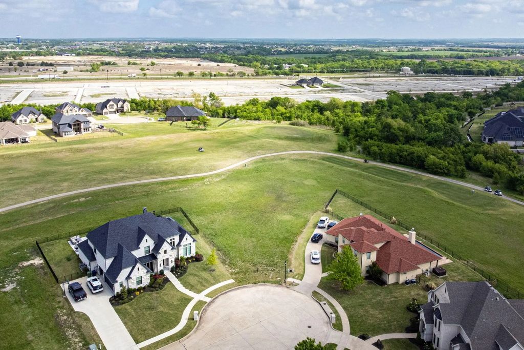 1201 Eagle Glen Pass, Gunter