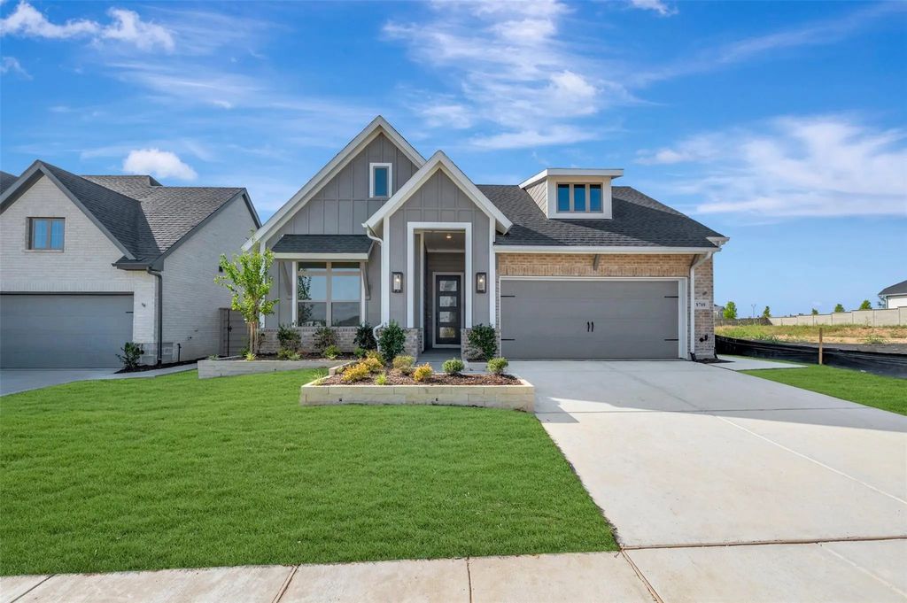 8708 Chestnut Lane, Justin