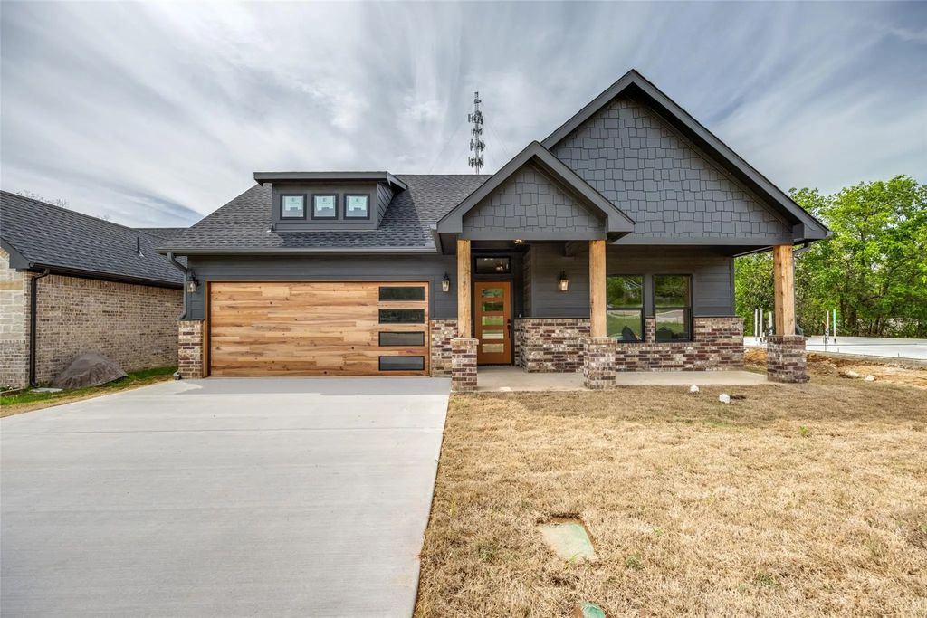 113 Iron Horse Lane, Denison