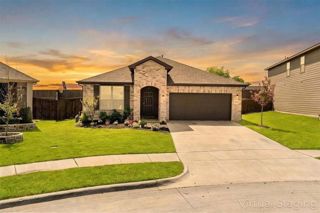 8201 Tomcat Trail, Godley