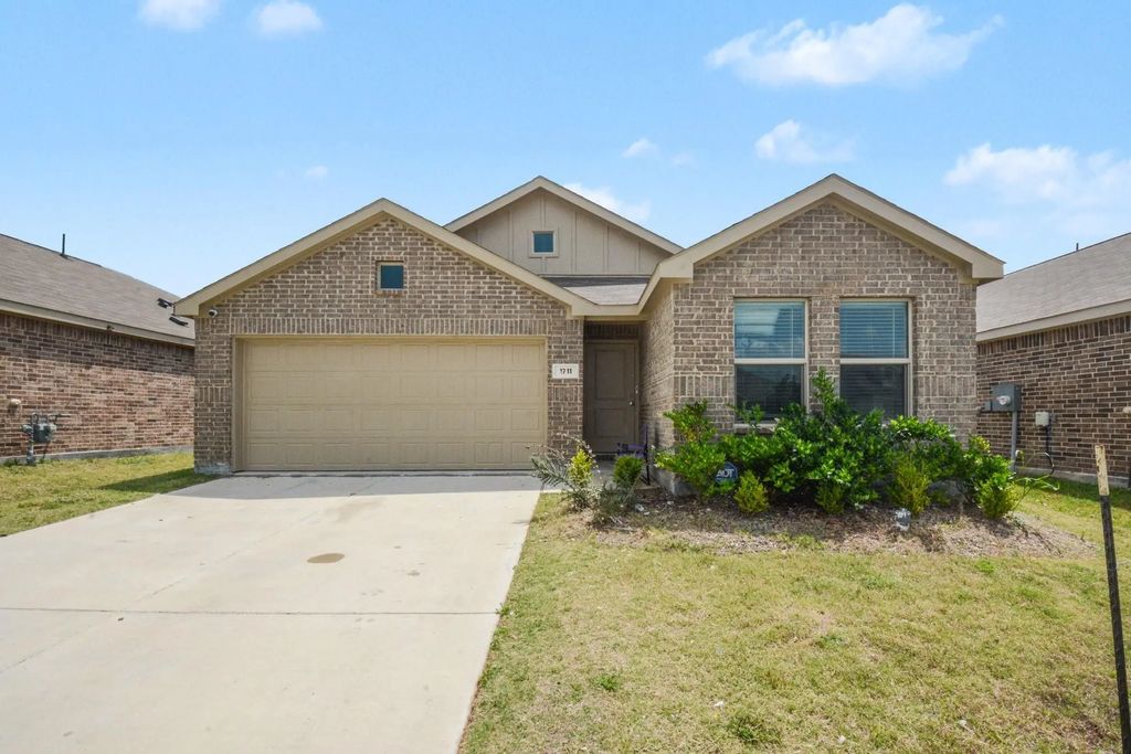 1711 High Perch Lane, Forney
