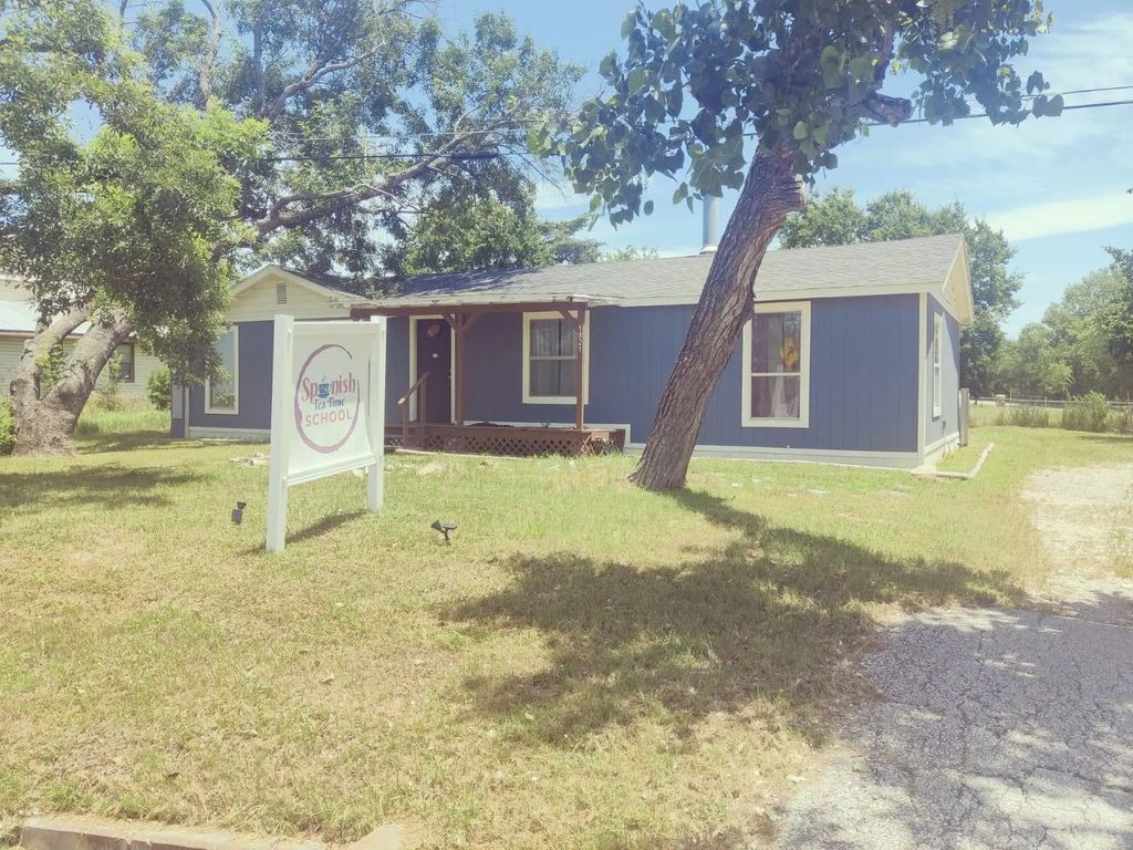 1821 Fm 982, Princeton