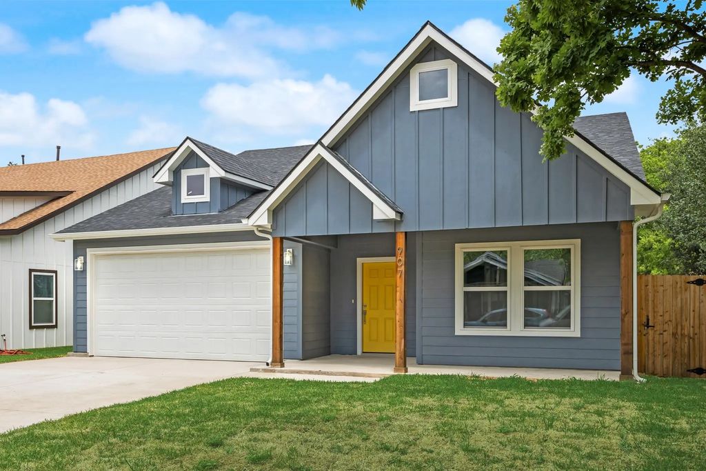 907 Elwood, Dallas