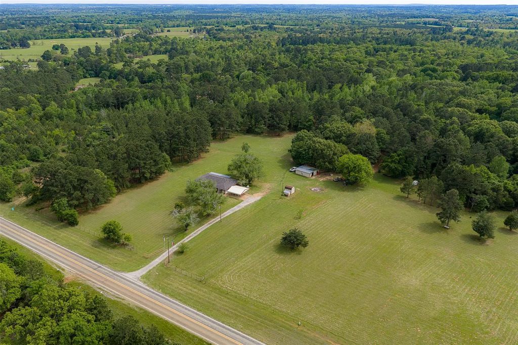 2029 W State Highway 294, Elkhart