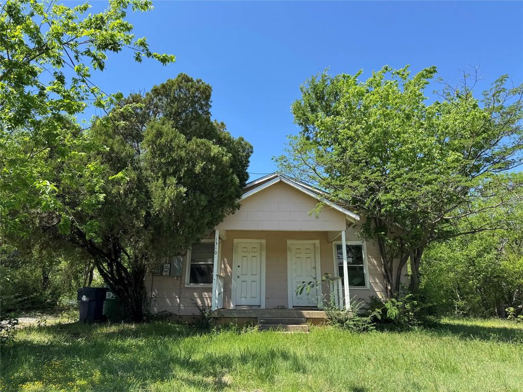 1310 Neff, Denton