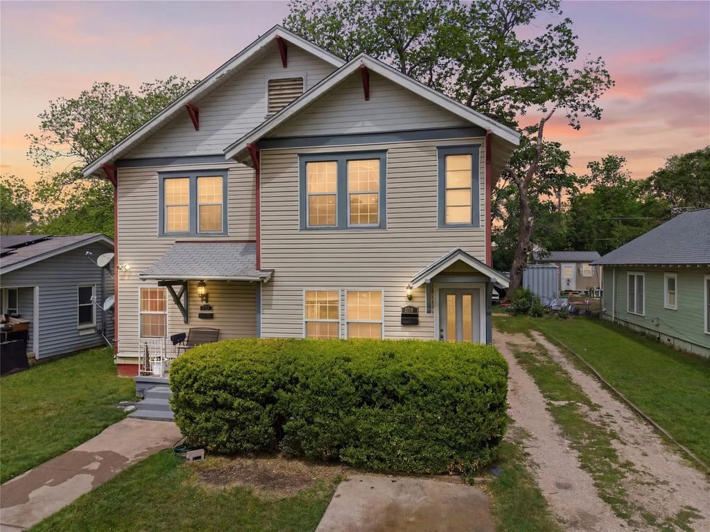 2719-2721 Parrott Avenue, Waco