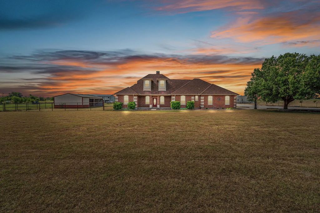 6501 Indian Trail, Sanger