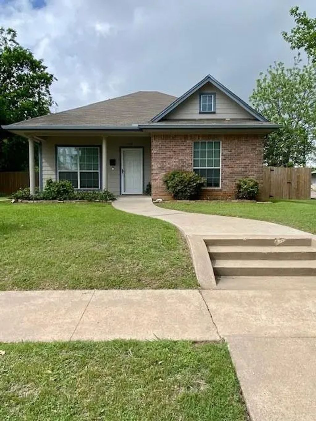 1008 N 14th Street, Waco