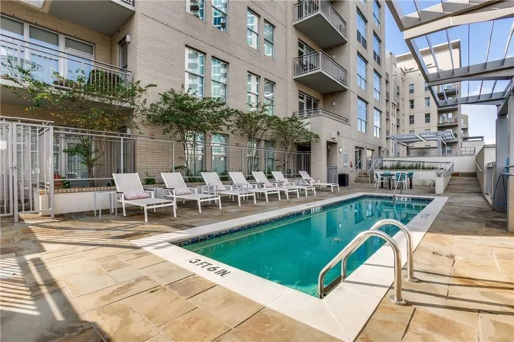 2323 N Houston Street 516, Dallas