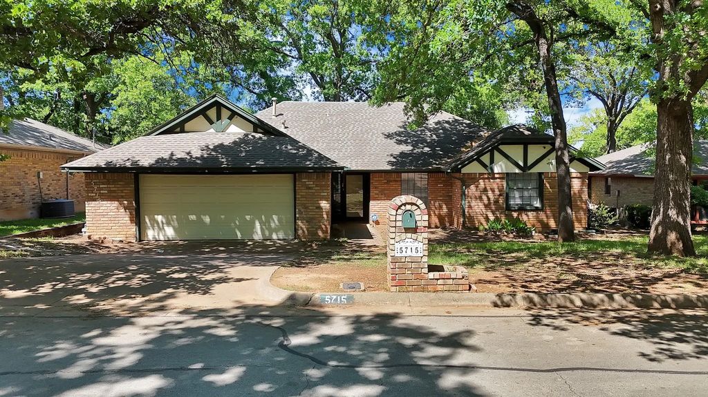 5715 Trail Crest Drive, Arlington