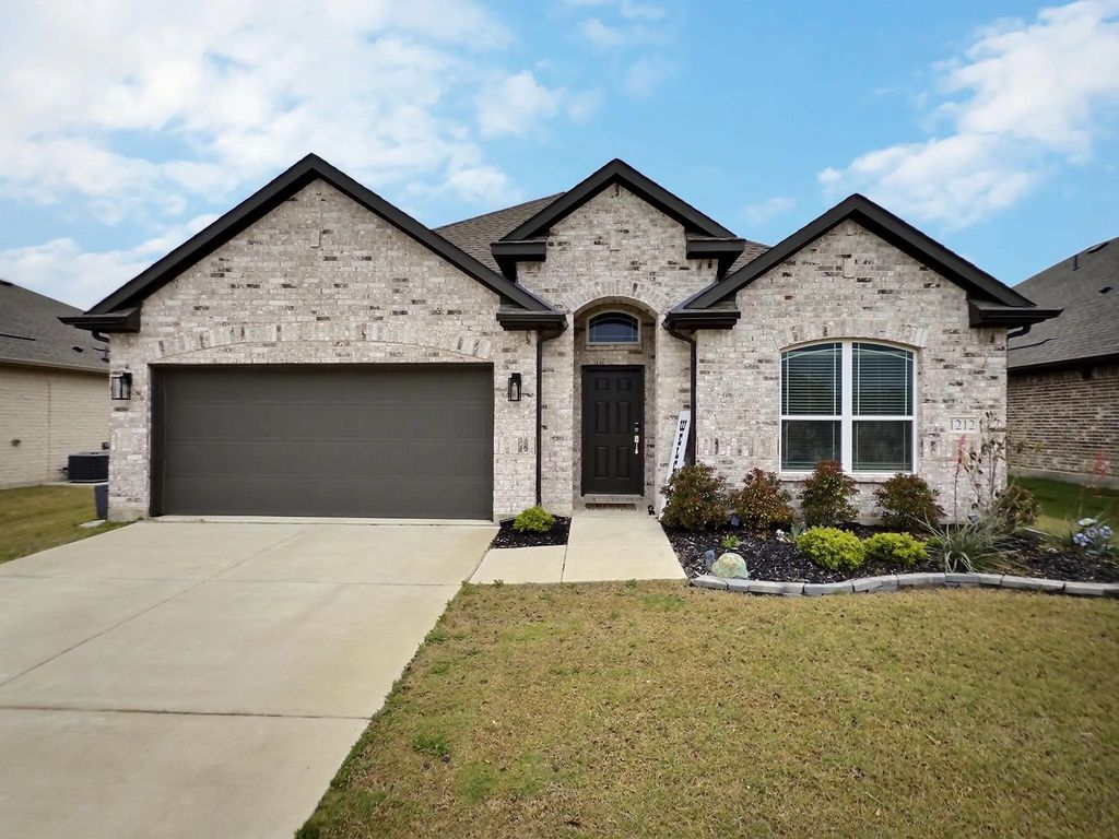1212 Anderson Drive, Trenton