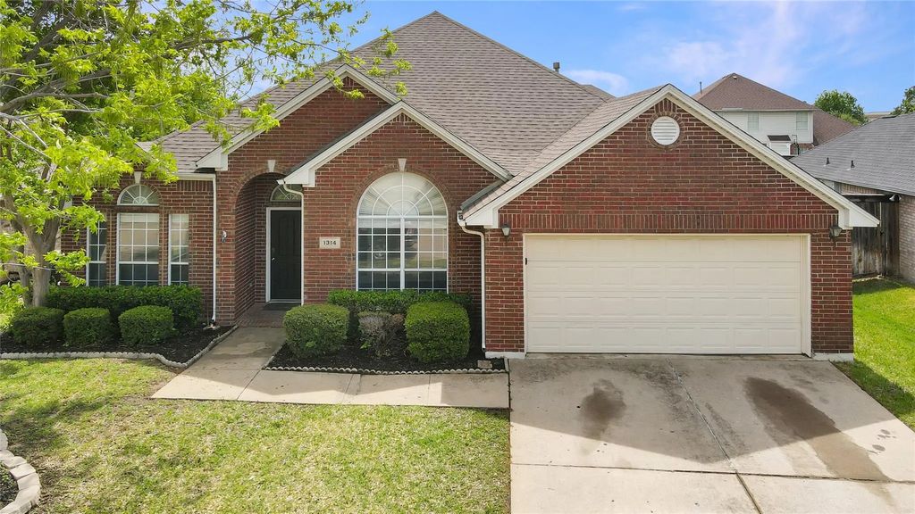 1314 Pegasus Drive, Arlington