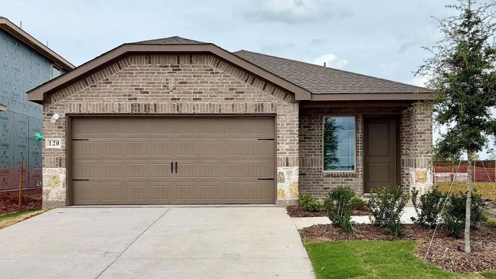 120 Pheasant Run Road, Terrell