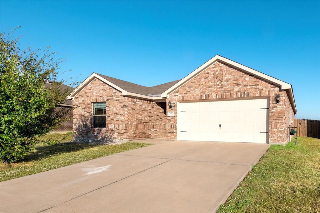 3094 Chillingham Drive, Forney
