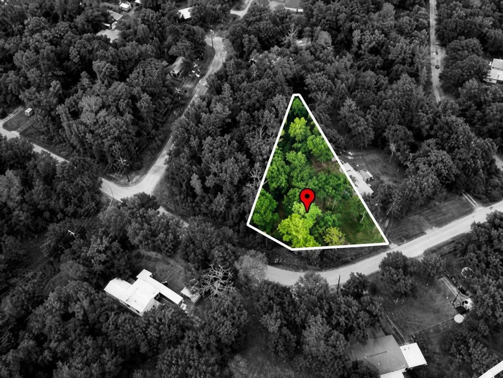 14592 Goliad, Log Cabin