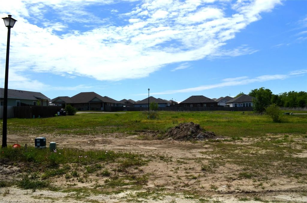 313 Paschall Boulevard, Mabank