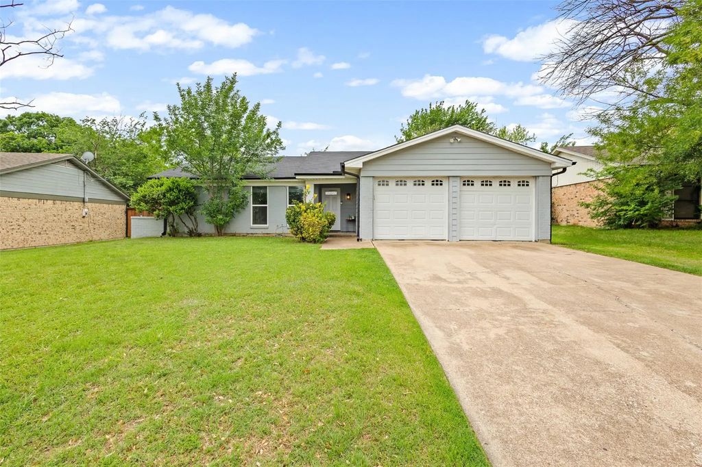 6808 Woodway Drive, Fort Worth