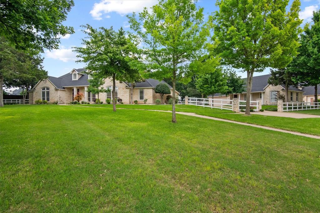 2202 Somerset, Midlothian