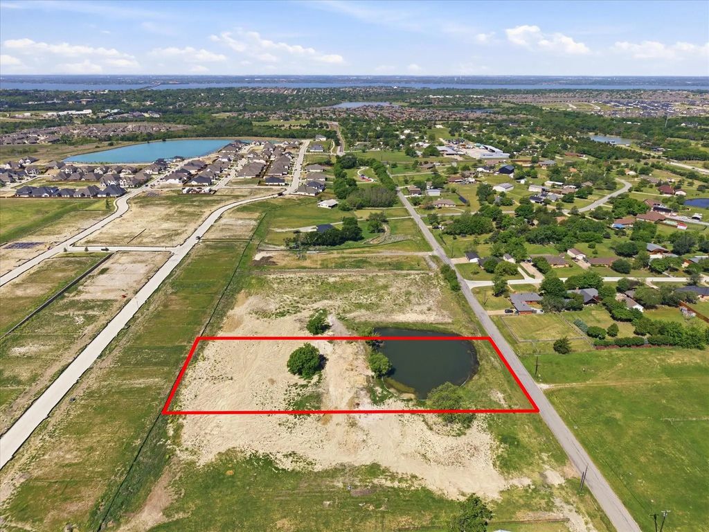 487 Cornelius, Rockwall