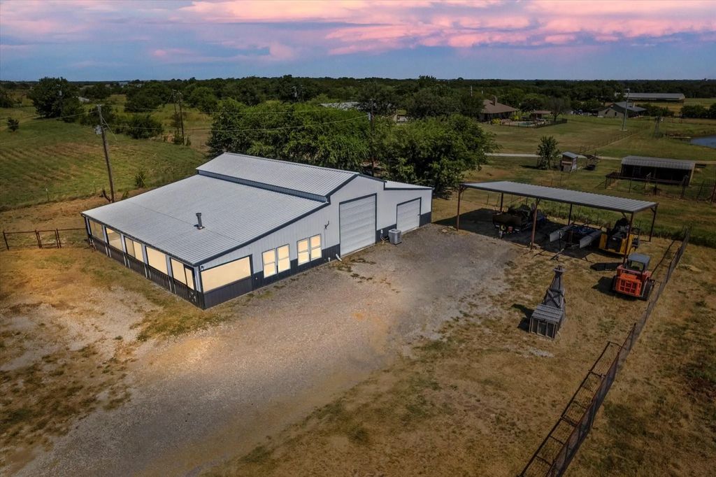 139 County Road 2156, Gainesville