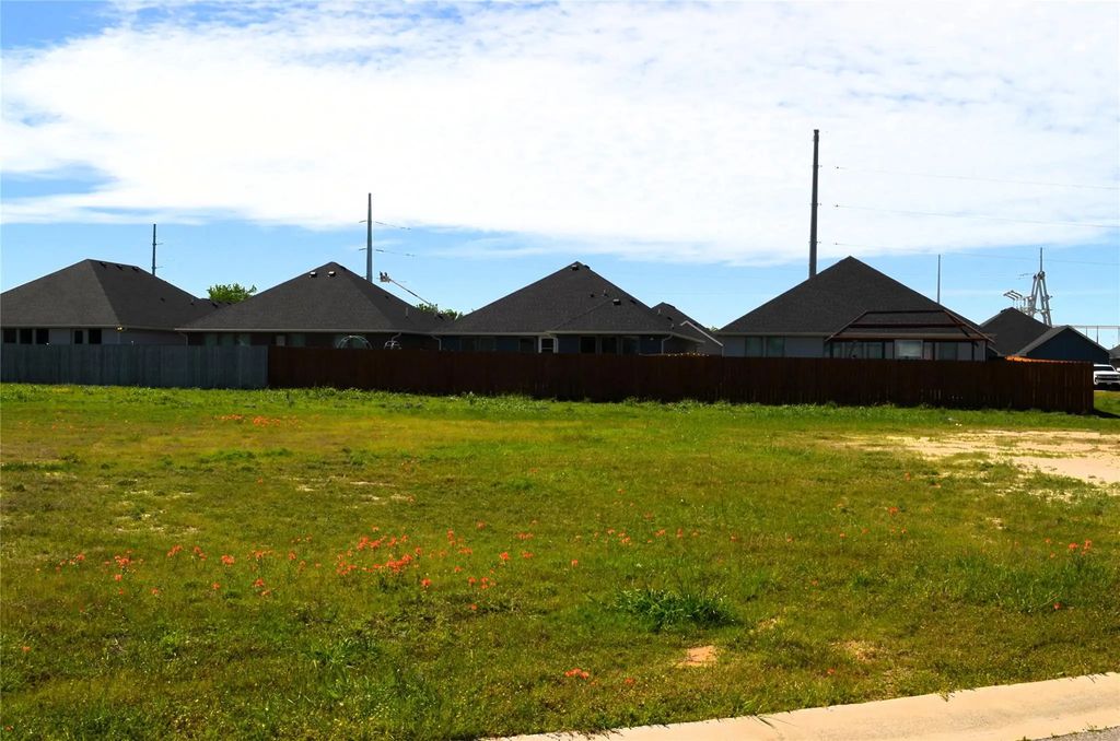 317 Preston Road, Mabank