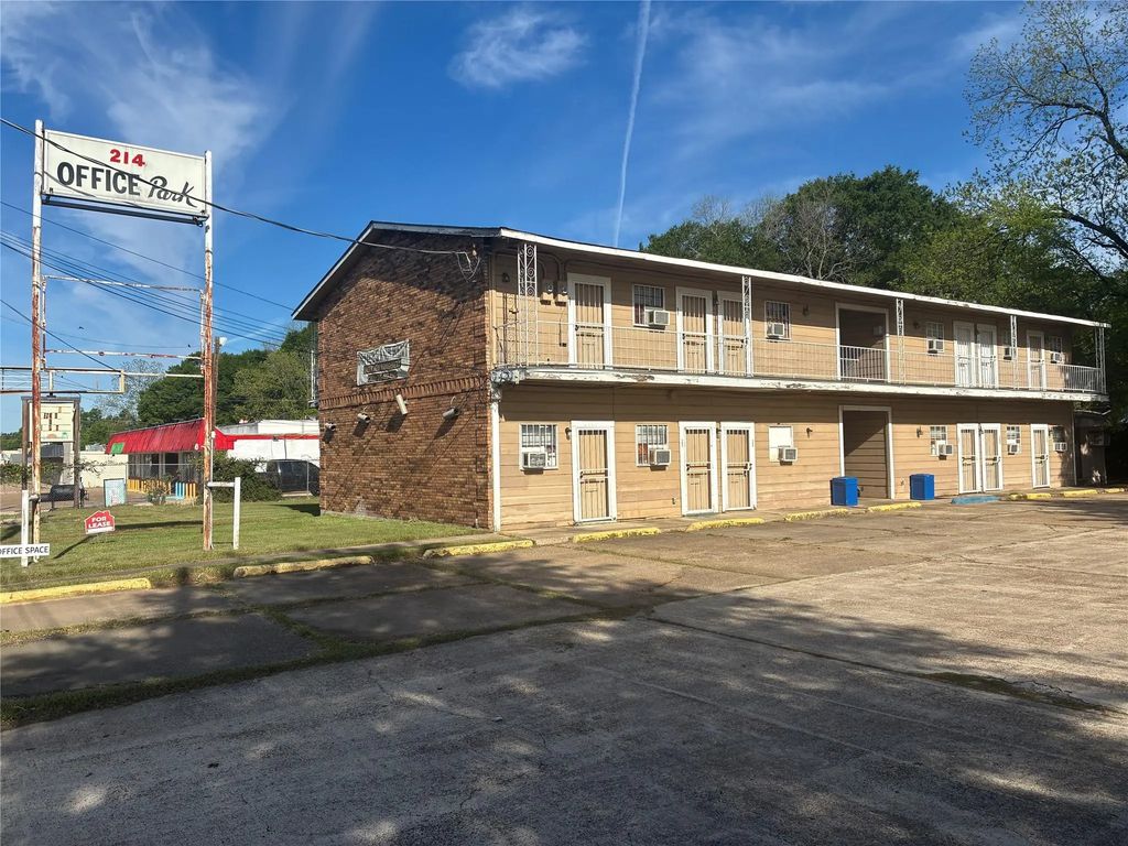 214 W 70th Street, Shreveport