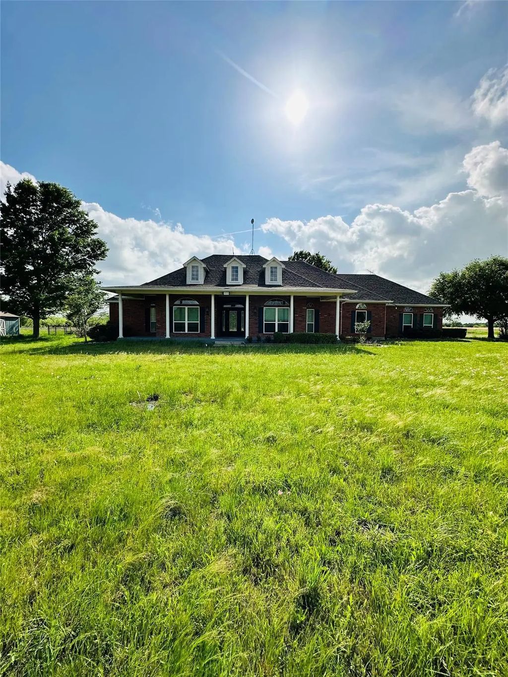 16547 State Highway 205, Terrell