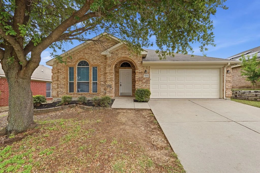 6233 Brooklynn Drive, Fort Worth