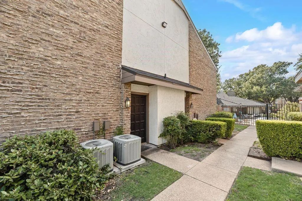 333 Melrose Drive 3b, Richardson