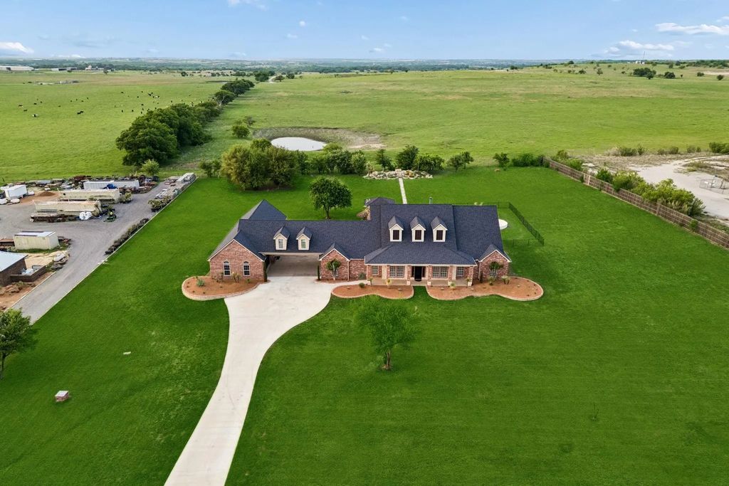 4800 High Plains Court, Fort Worth