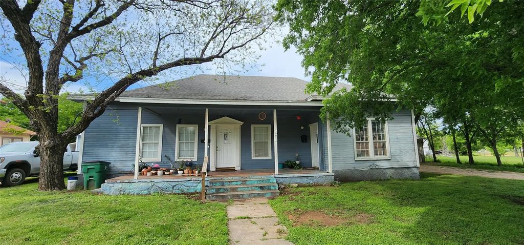 301 W Patterson Street W 2, Eastland
