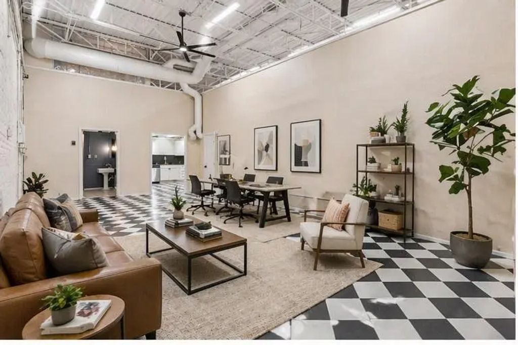306 S Walton Street, Dallas