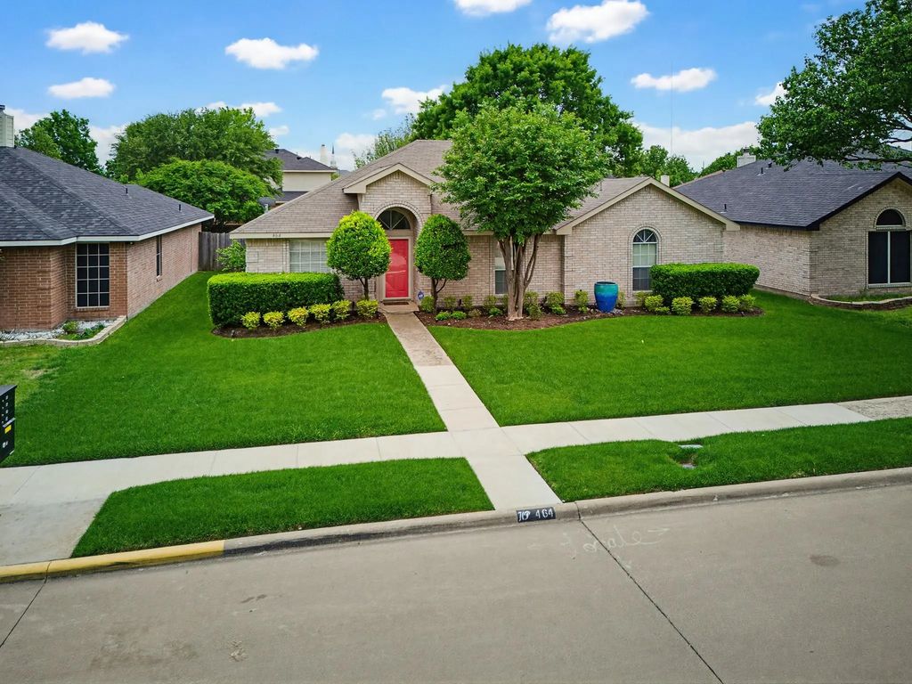 464 Maplegrove Road, Cedar Hill