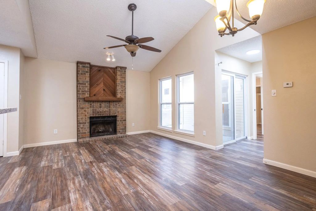 6707 Ports O Call Drive, Rowlett