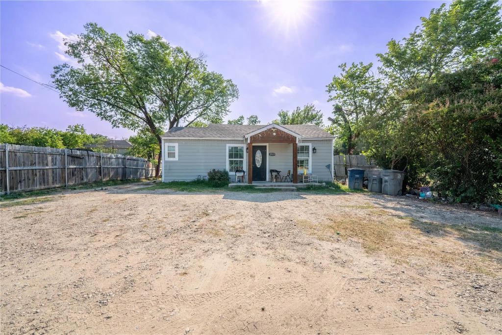 2519 Chalk Hill Road, Dallas