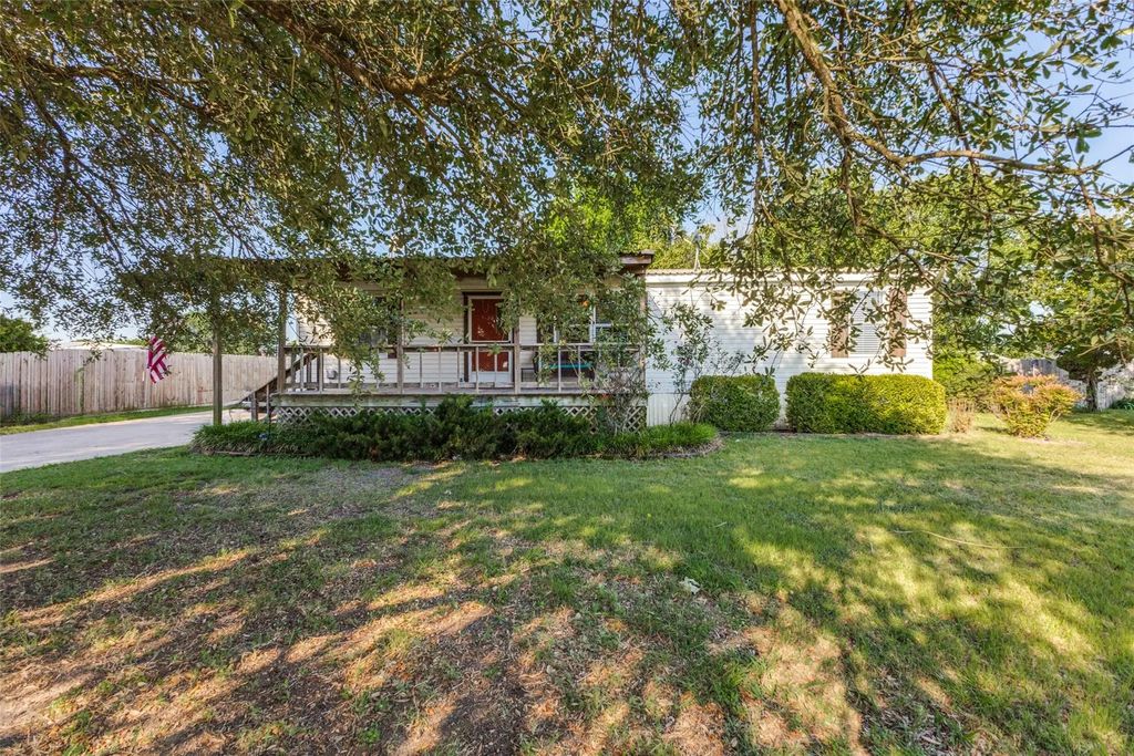 131 Squires Court, Ferris