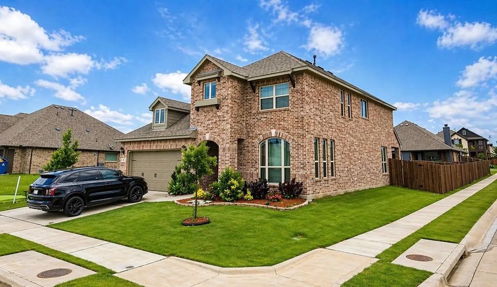 1097 Raptor Road, Alvarado