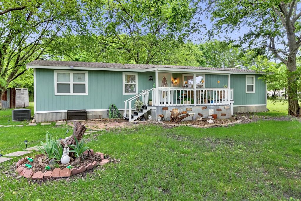 8546 County Road 500, Blue Ridge