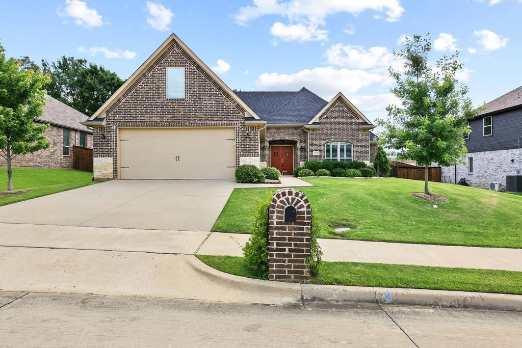 3832 Fawn Meadow Trail, Denison