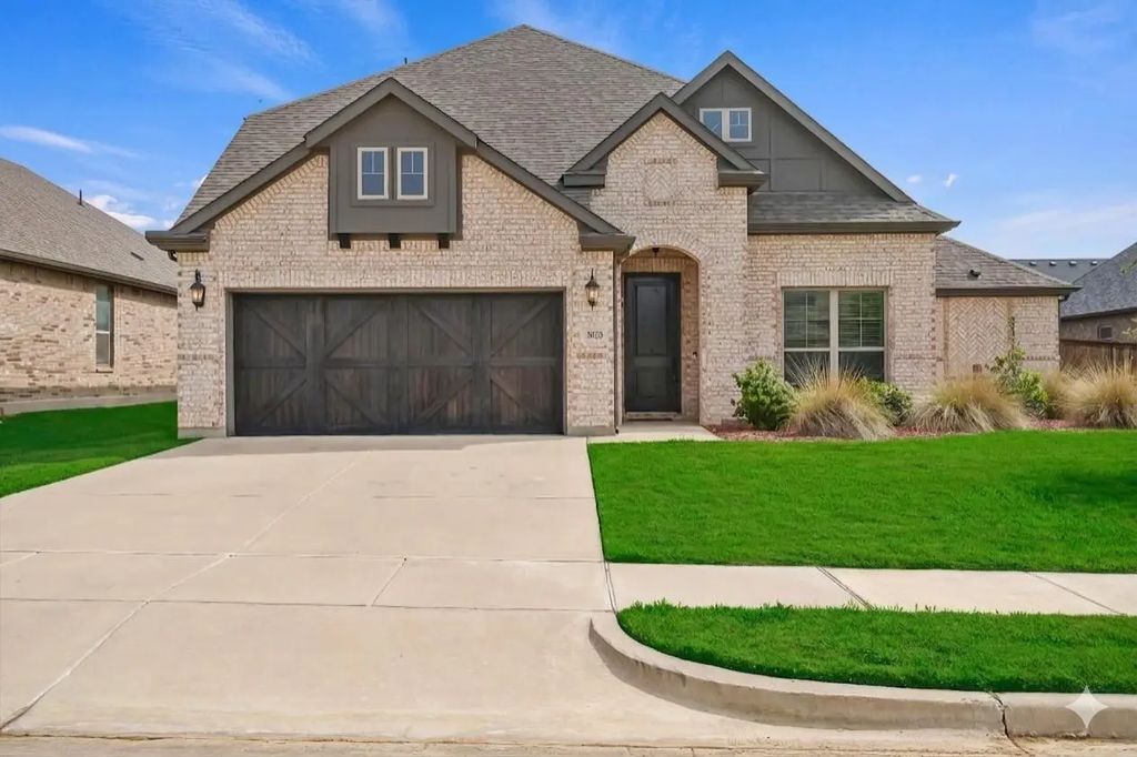3020 Capital Hill Drive, Burleson