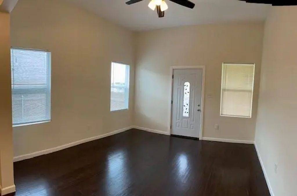 3112 Stonewall Street 2, Greenville