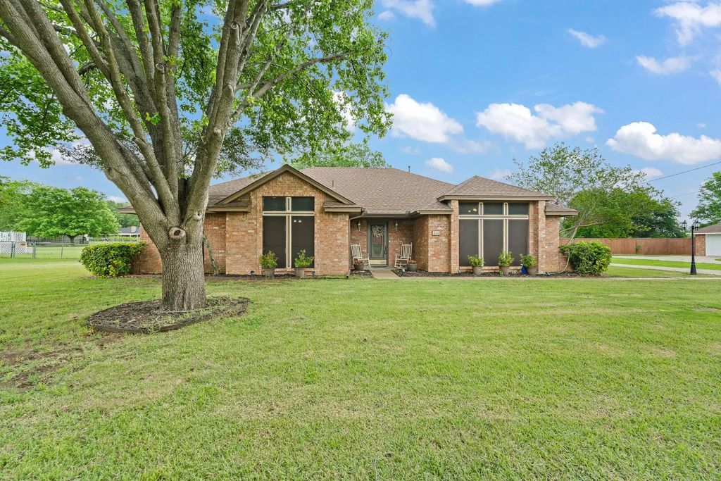 314 Clay Lane, Red Oak
