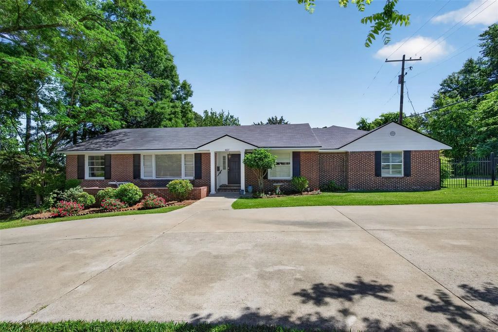 4827 Gilbert Drive, Shreveport