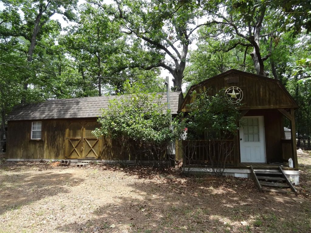 119 Oak Street, Mabank