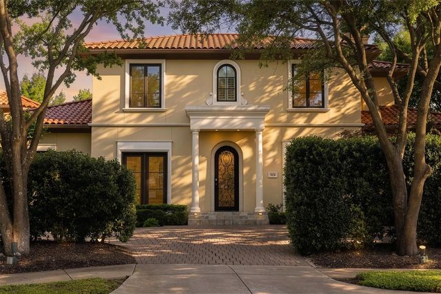 504 Byron Court, Irving