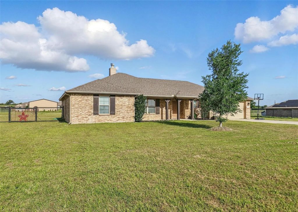 240 Springwood Ranch Loop, Springtown