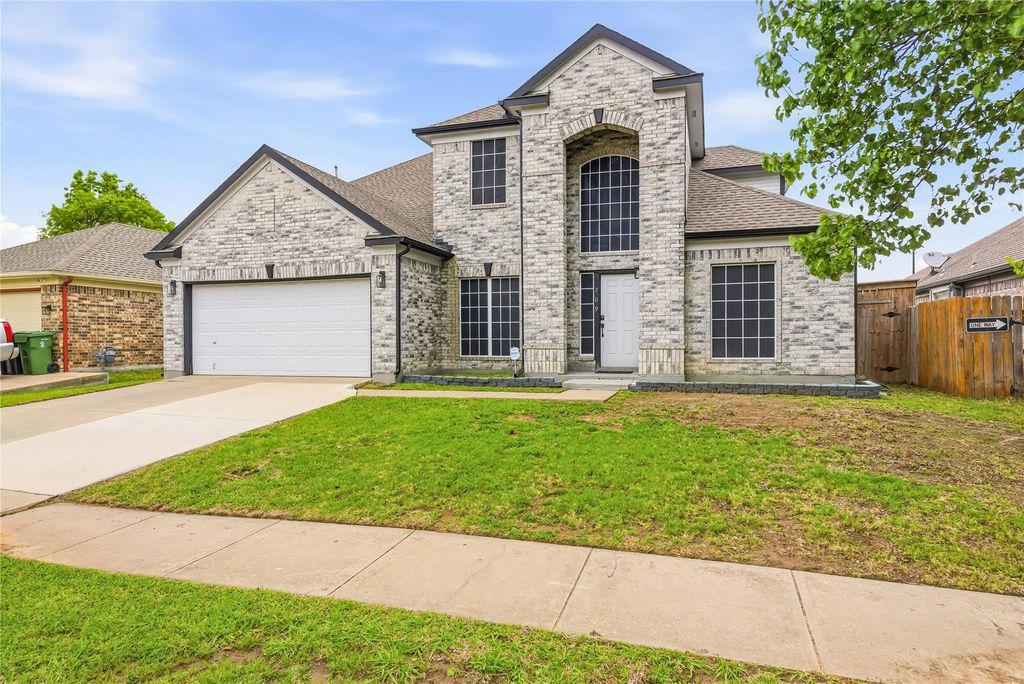 709 Gentry Drive, Arlington