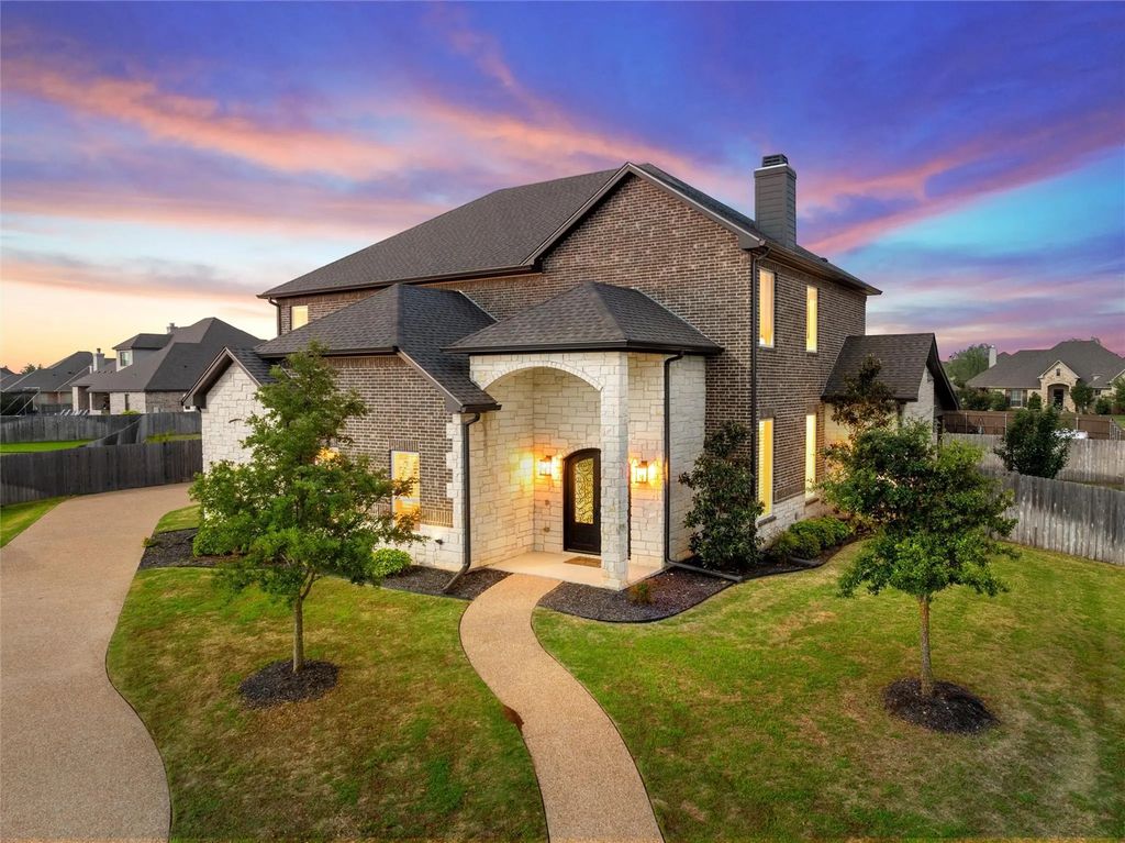 518 Stone Canyon Drive, McGregor